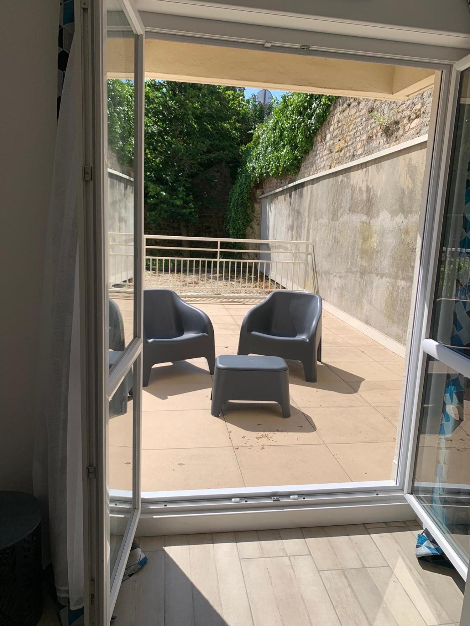 La Grande Terrasse, Appartement Rez-De-Jardin Caen Luaran gambar